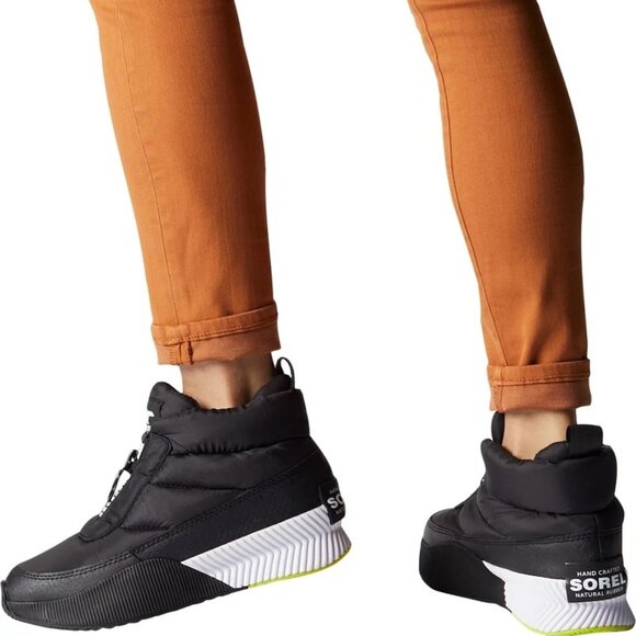 SOREL Out N About III Puffy Zip Waterproof Boot - Picture 3 of 9